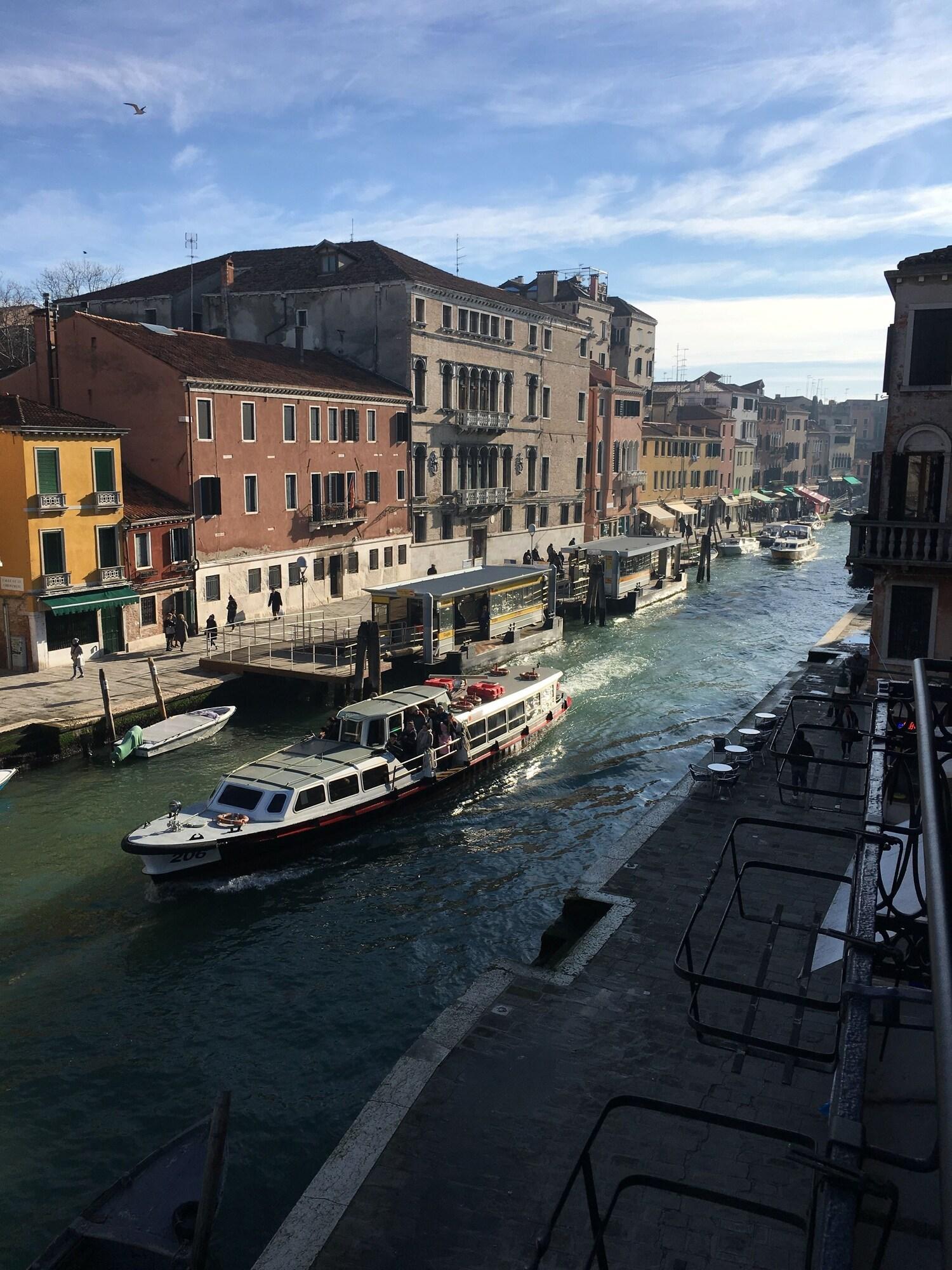 Ca' Bonfadini Historic Experience 5* Venecia