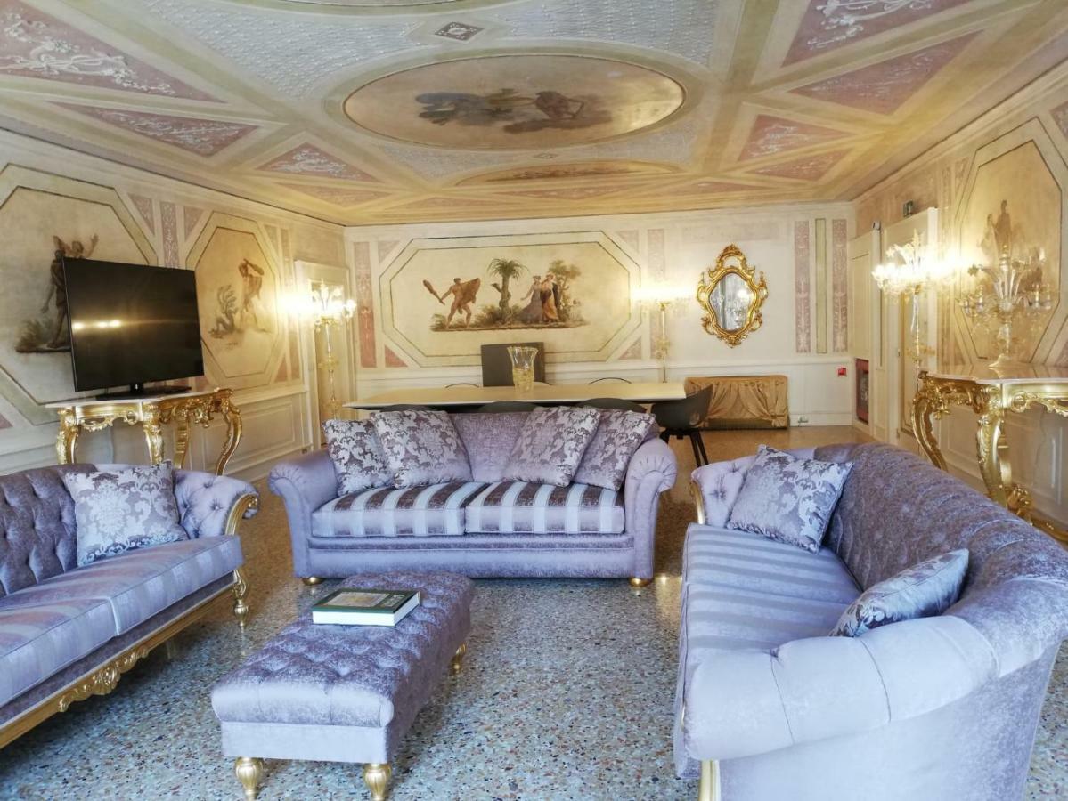 Ca' Bonfadini Historic Experience Hotel Venecia